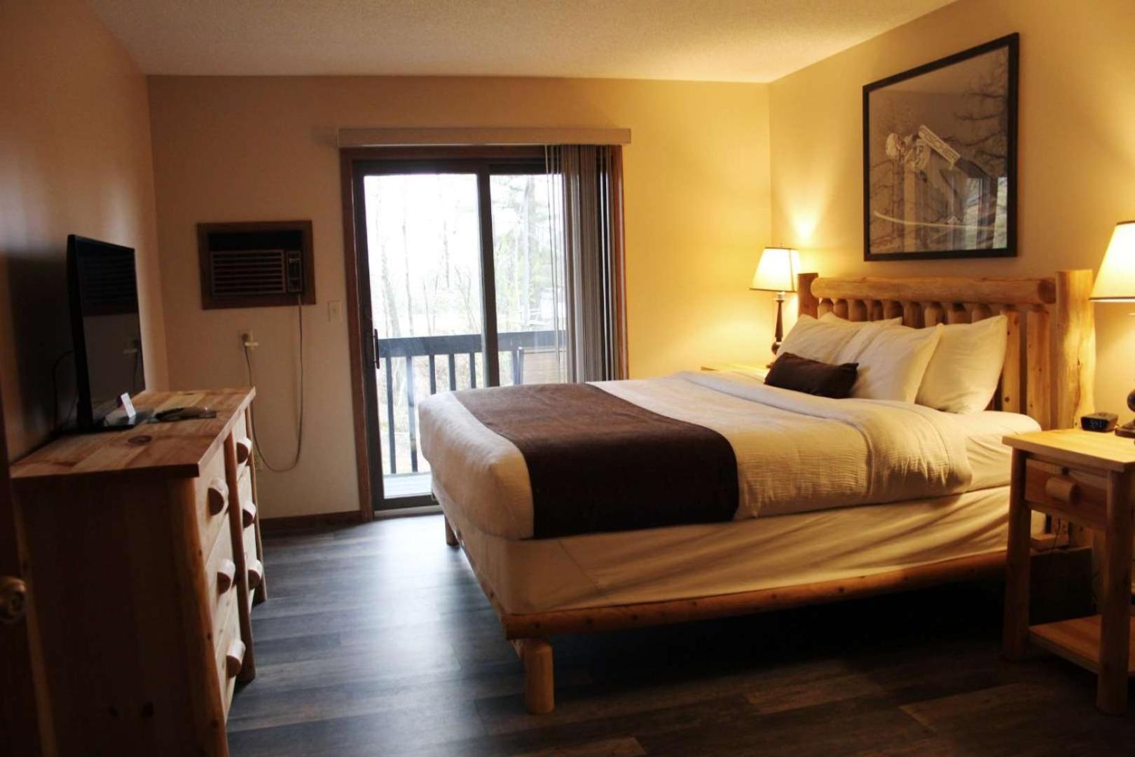 Pine Mountain Resort Айрон-Маунтин Экстерьер фото