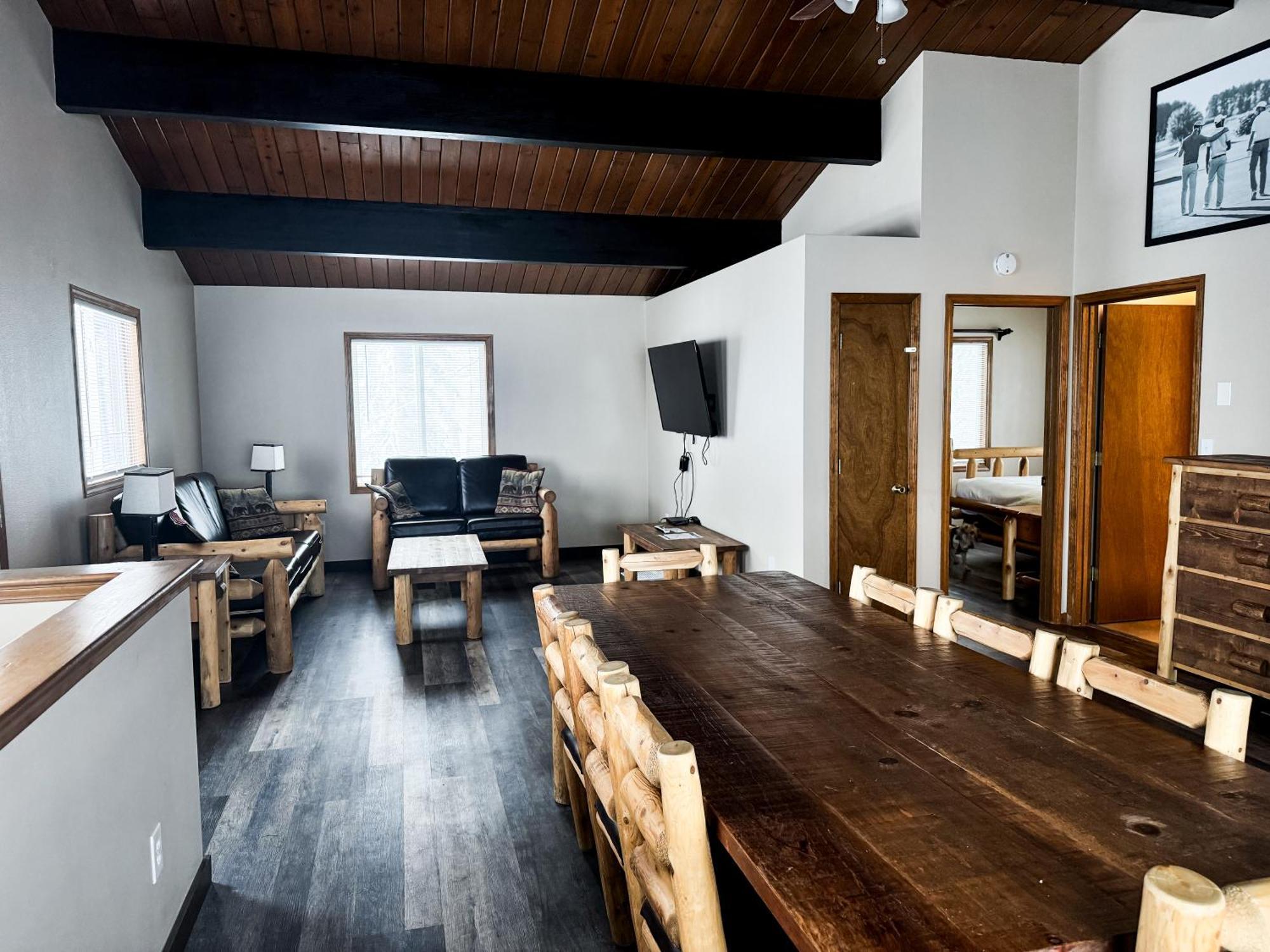 Pine Mountain Resort Айрон-Маунтин Экстерьер фото